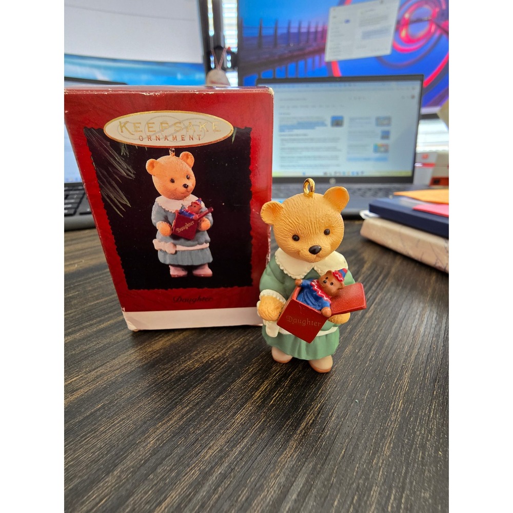 Hallmark Keepsake Ornament 1996 Daughter Teddy Bear Don Palmiter Vintage Boxed‎